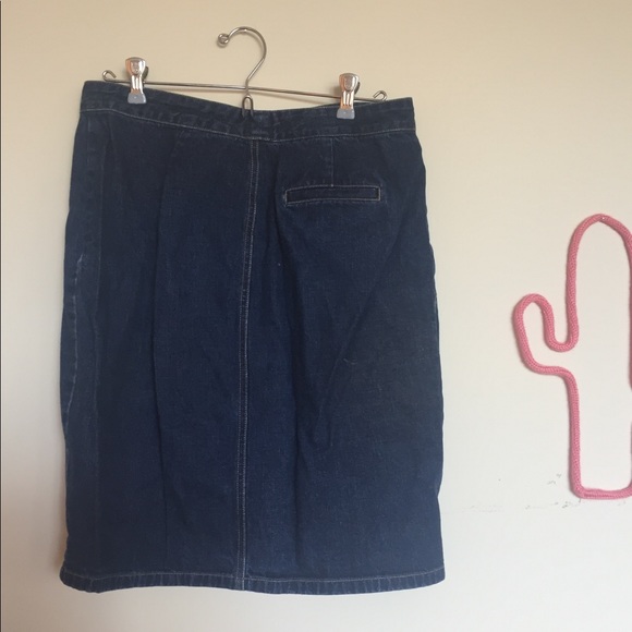 Gap denim skirt - Picture 3 of 3
